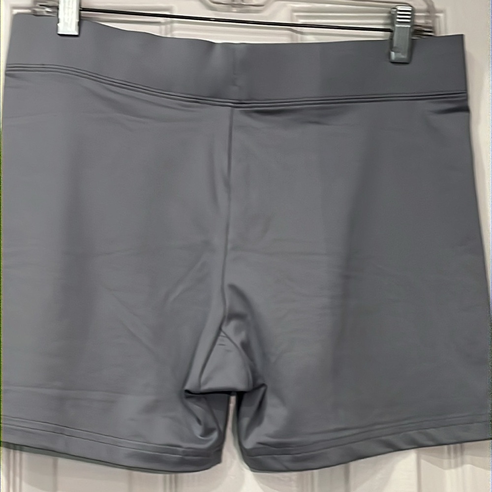 NWT 2 Bike Shorts. Grey & Black. Lots of Spandex. So Sporty & Bold Spirit - Picture 10 of 16